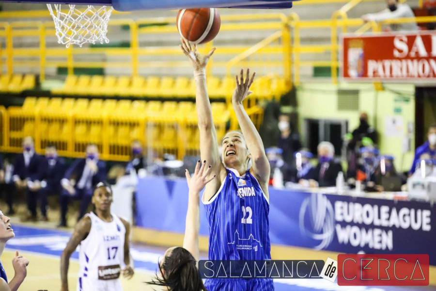 Avenida vs Izmit-13