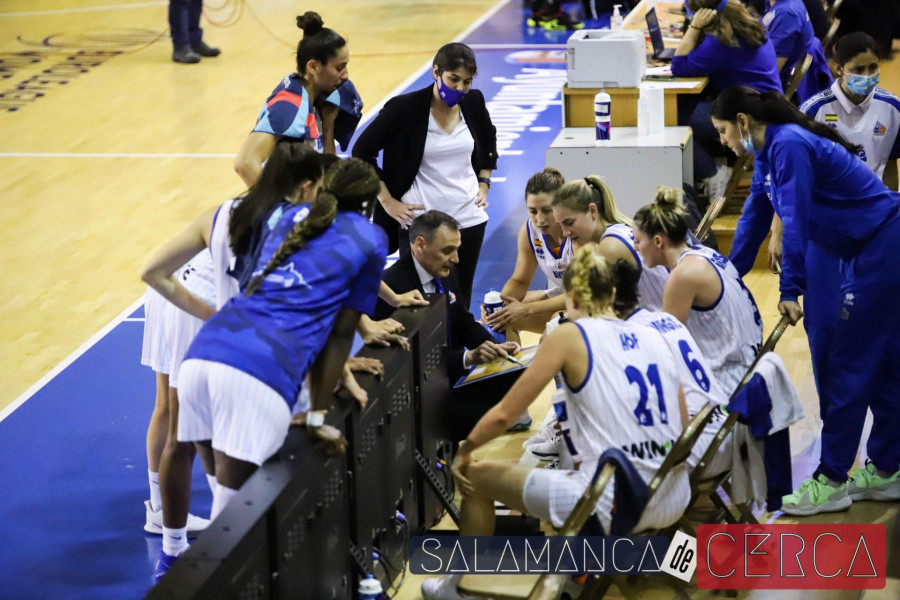 avenida vs Nadezhda Orenburg-24