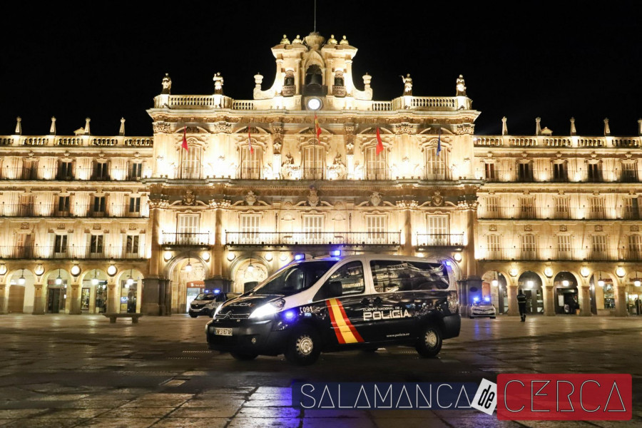 POLICIAS-TOQUE DE QUEDA 20-00 16ENERO2021