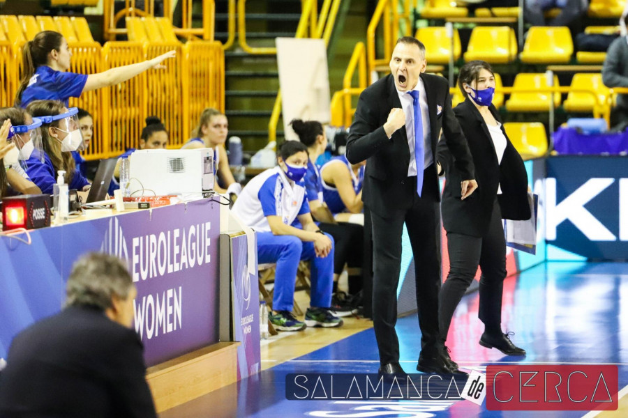 AVENIDA vs GIRONA-57