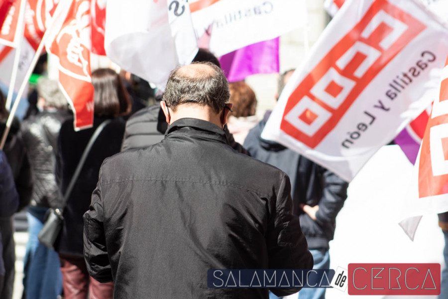 concentracion CCOO y UGT- ahora si toca-32