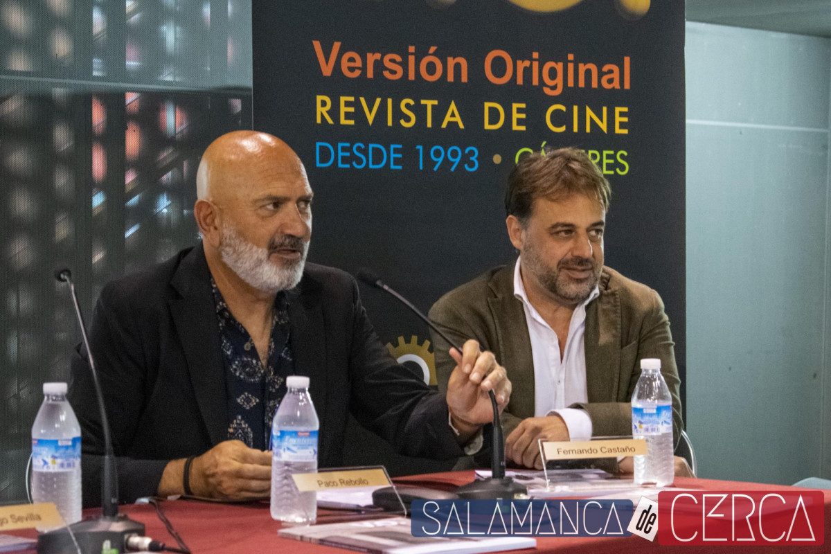 L concejal de Turismo participa en la presentación de la revista de cine Versión Original dedicada a Salamanca. 4
