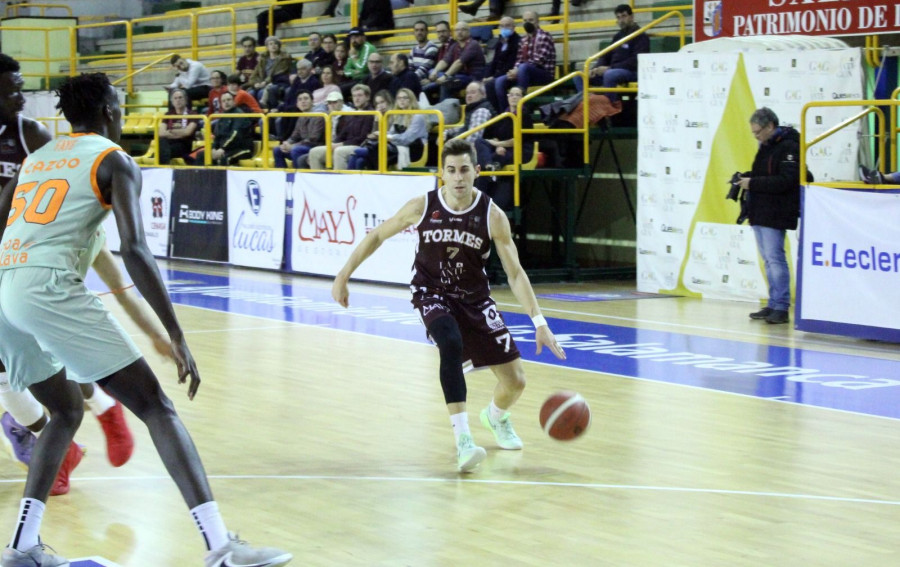 Kevin Navarro (2)