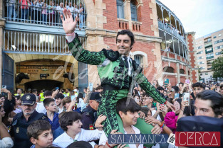 Corrida La Glorieta Miguel Ángel Perera, Leo Valades y Manuel Diosleguarde sdc 180