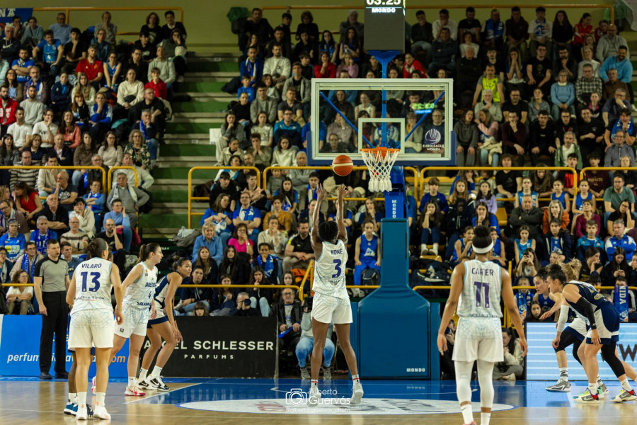 28 02 2024 Perfumerias Avenida vs Fenerbache 170